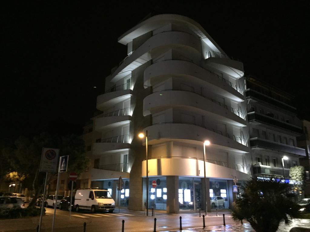 Residenza Roma Marina Apartment Sottomarina Bagian luar foto